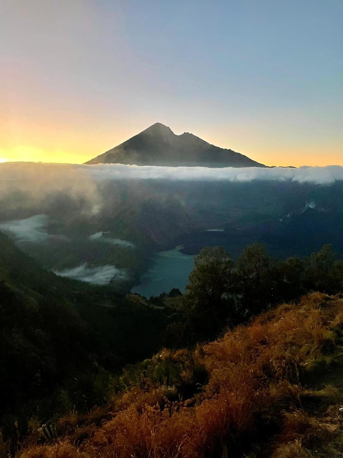 Ila Homestay Senaru Rum bild