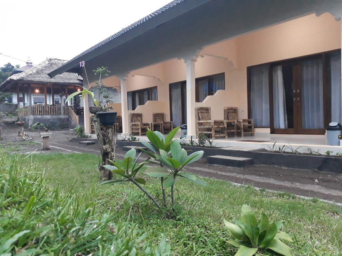 Ila Homestay Senaru Exteriör bild