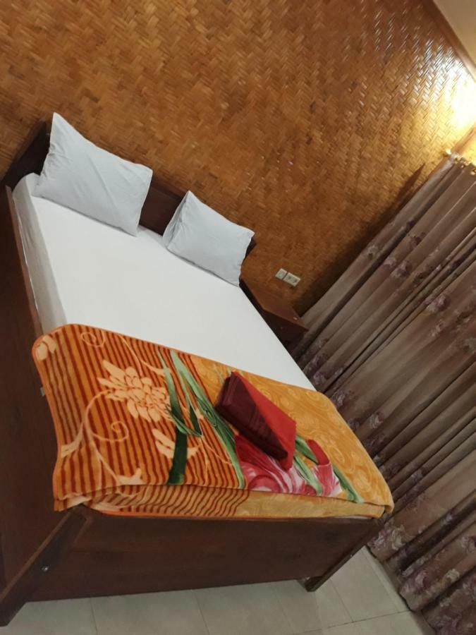 Ila Homestay Senaru Exteriör bild